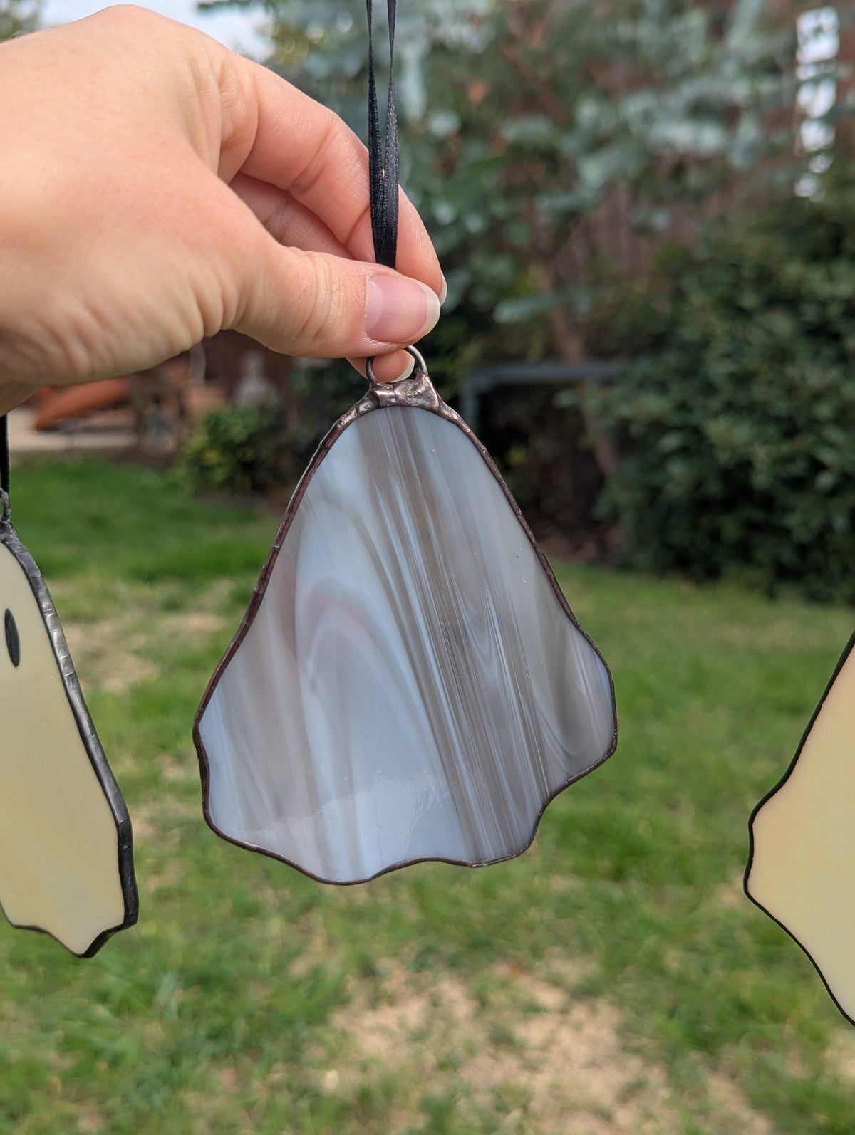 Stained glass hanging ghostie - White & grey glass with pink hearts