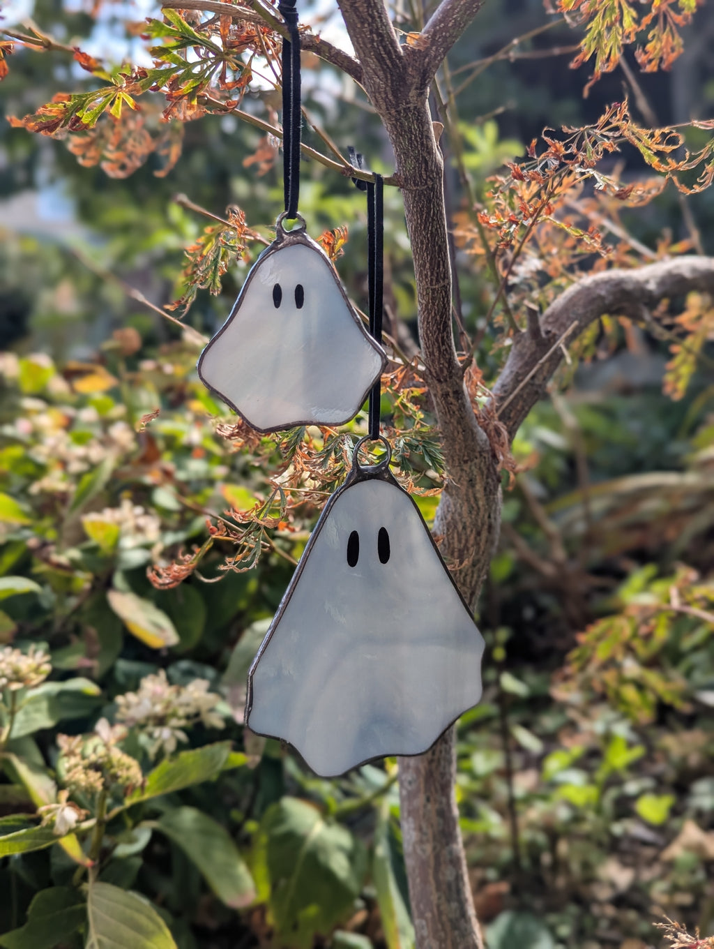 Stained glass hanging ghosty - White & Blue/Grey glass with black opal eyes