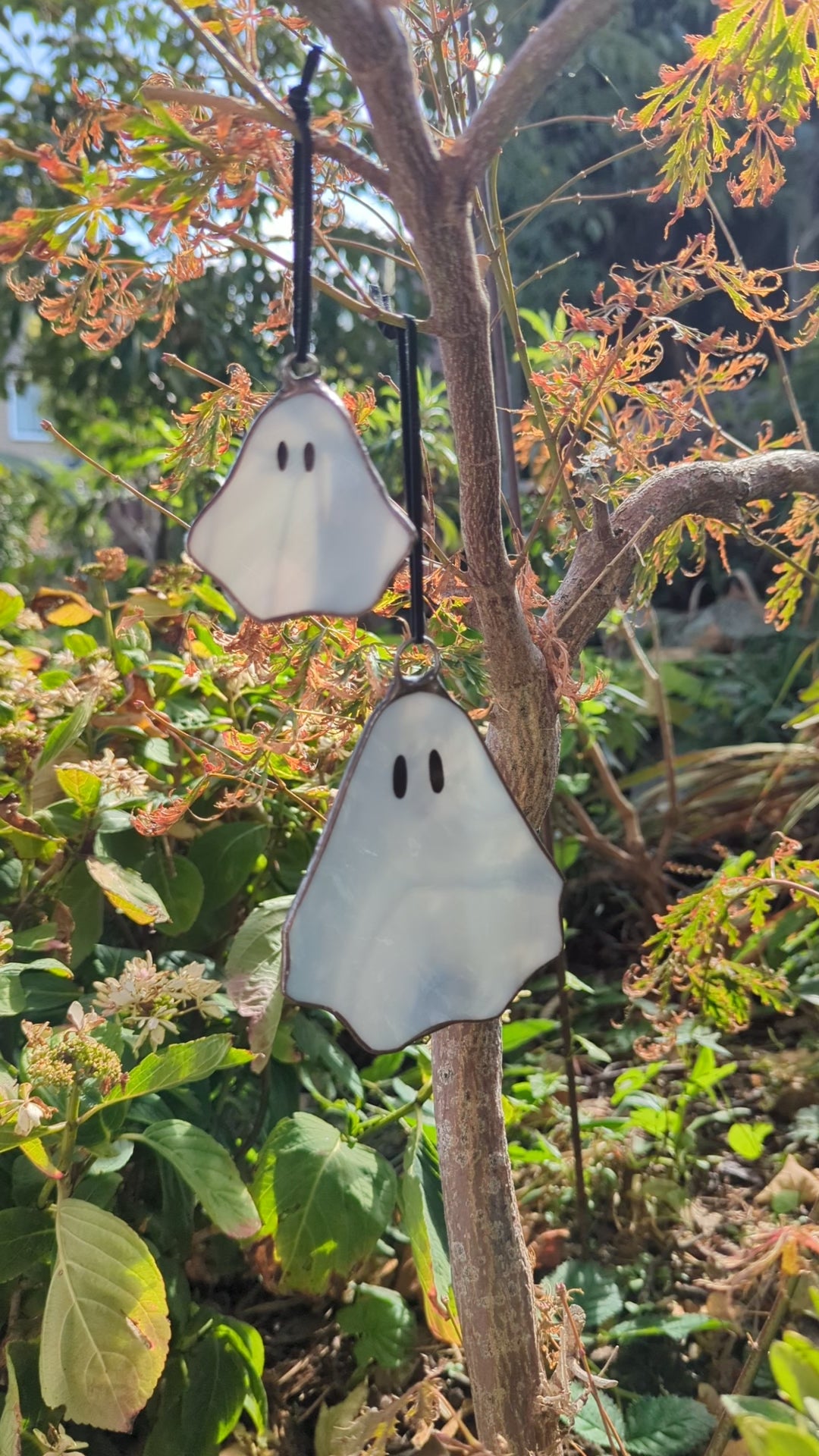 Stained glass hanging ghosty - White & Blue/Grey glass with black opal eyes